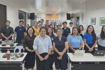 Dr. Anna Lou Abatayo with workshop participants at UP Los Baños.
